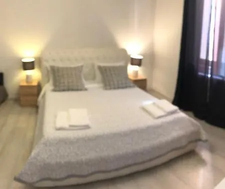 Piazza Grande 2*