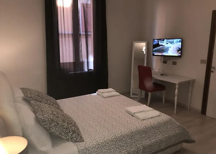 Piazza Grande Frühstückspension Bologna